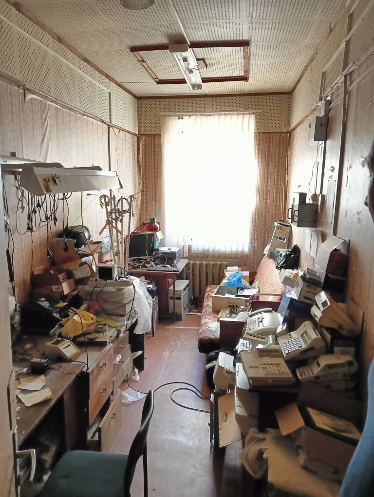 Сдам в аренду торговое помещение 297.9 м.кв.