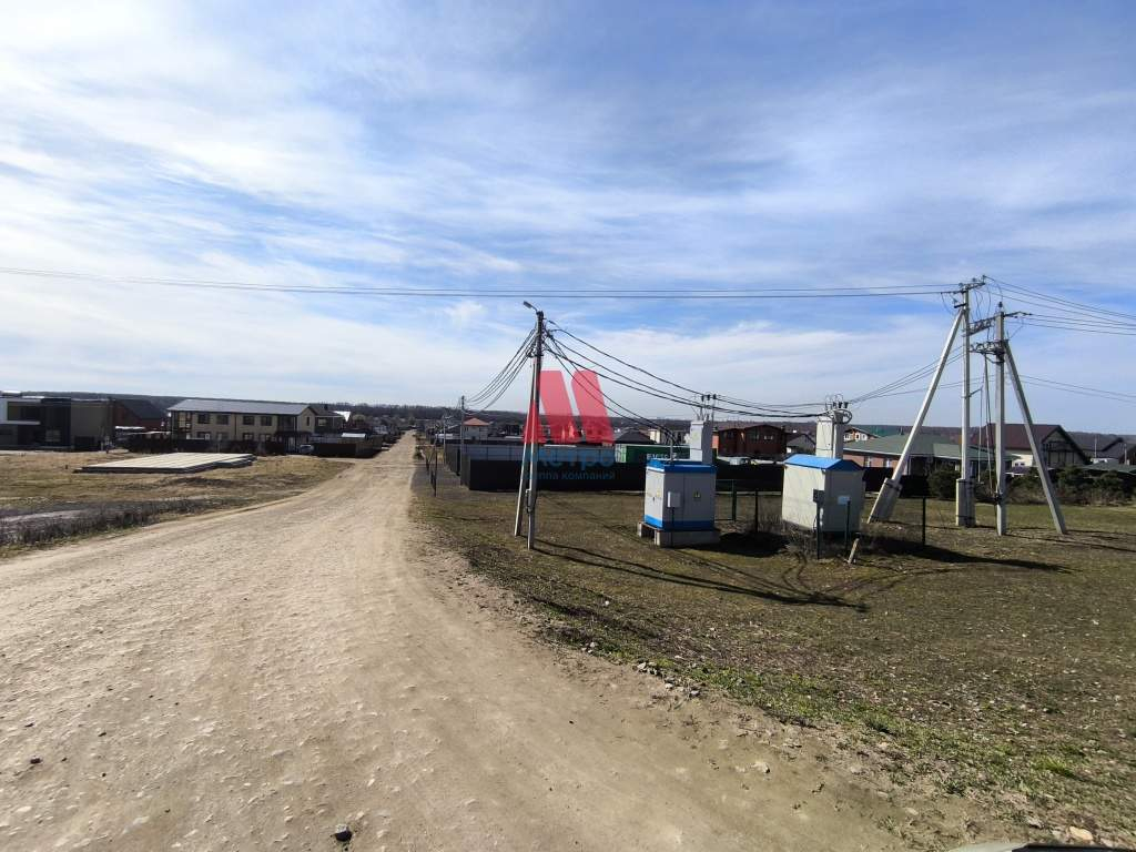 Продам земельный участок 750 м.кв.