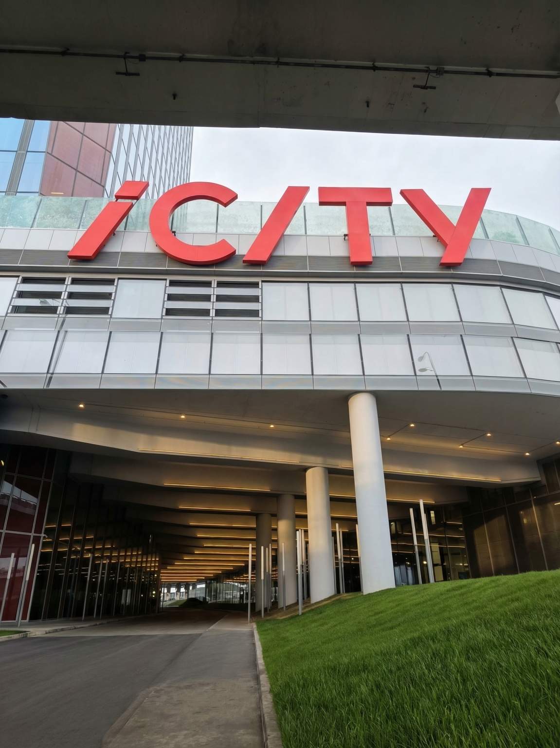 Сдам в аренду офис 244.1 м.кв.