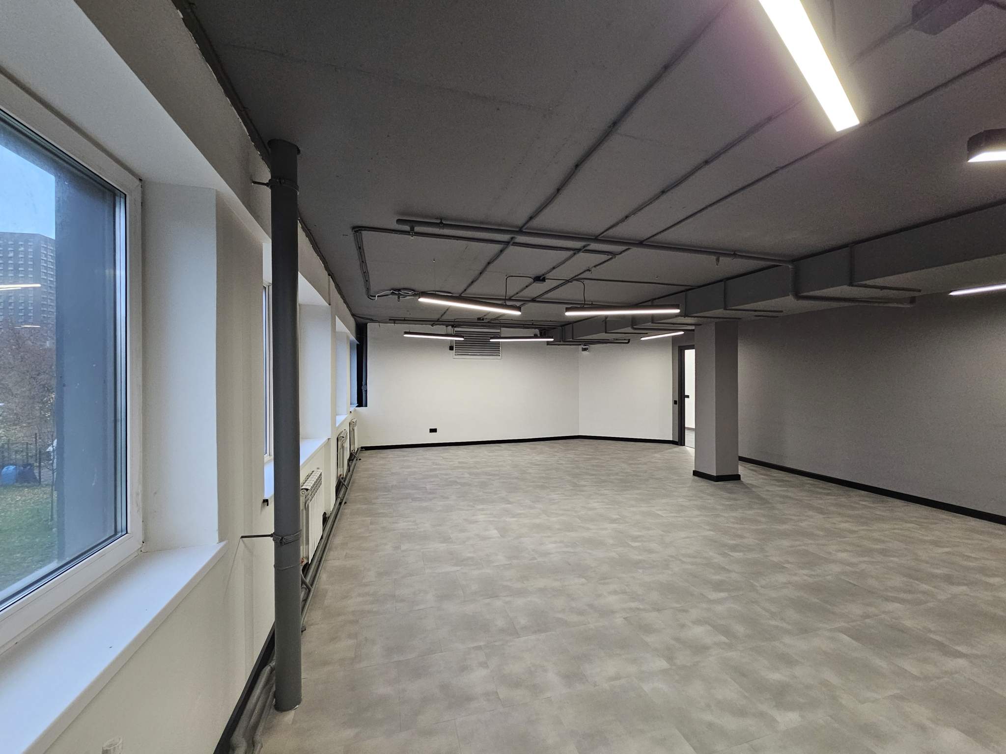 Сдам в аренду помещение свободного назначения 412.1 м.кв.