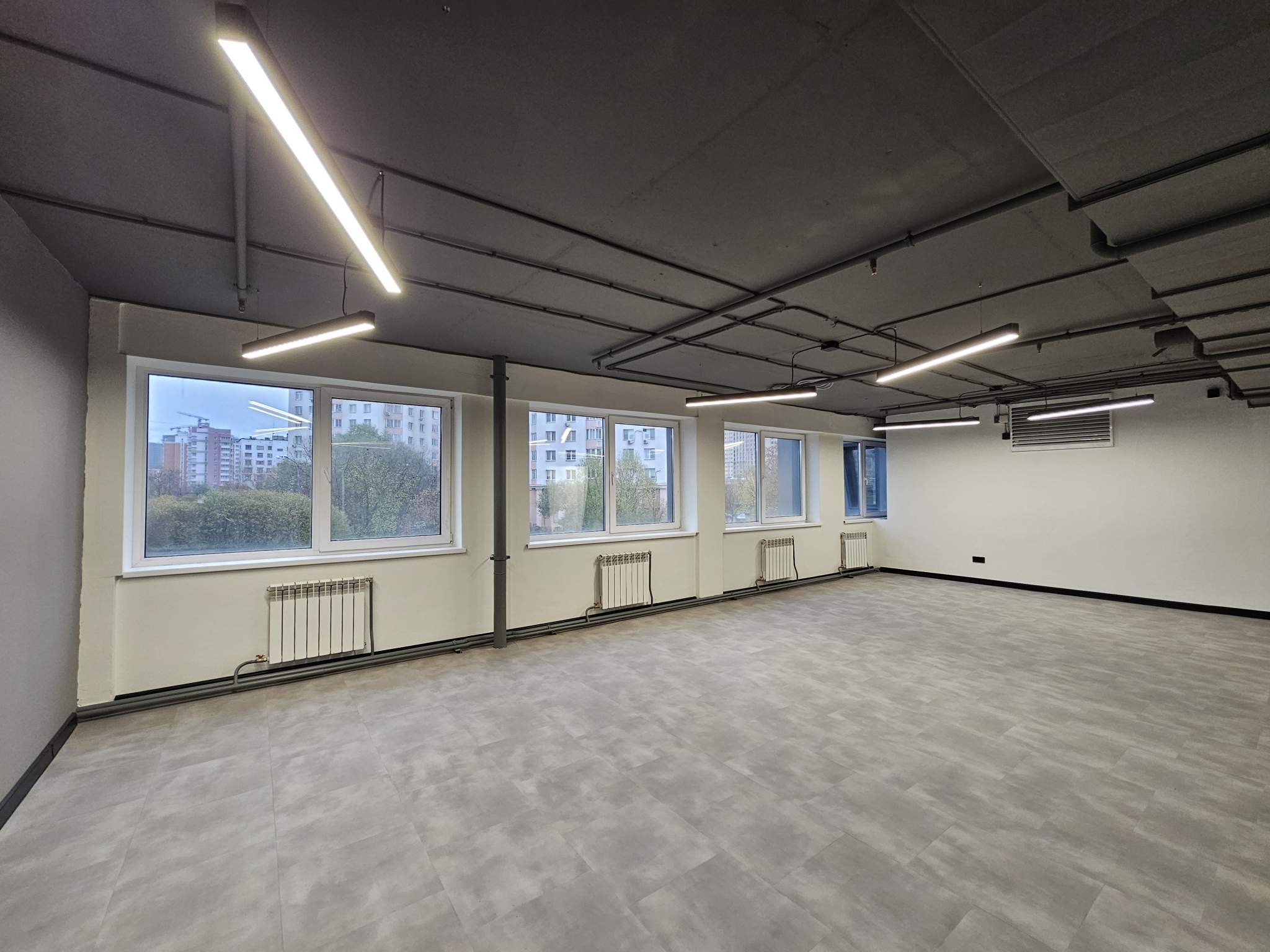 Сдам в аренду помещение свободного назначения 412.1 м.кв.