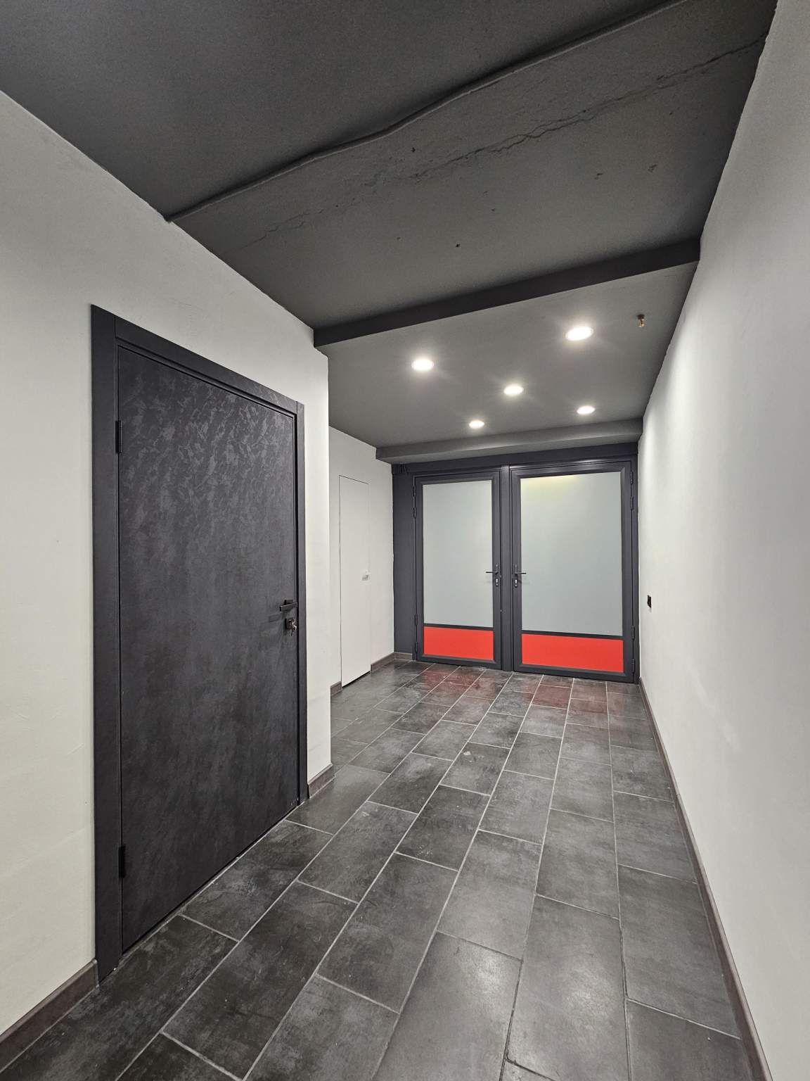 Сдам в аренду помещение свободного назначения 824.2 м.кв.