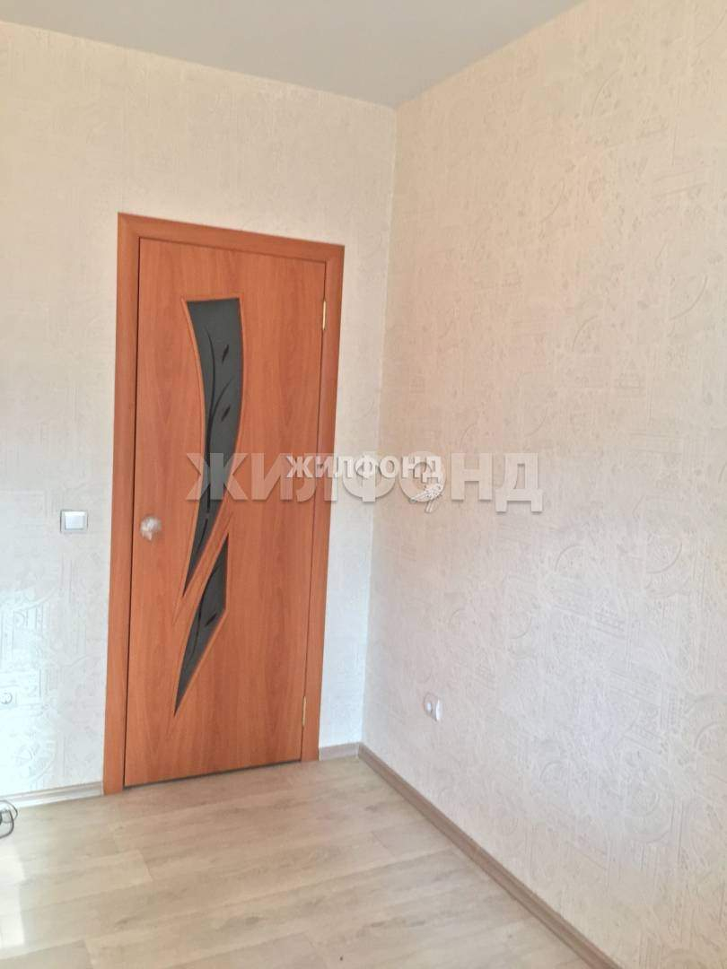 Квартира в аренду в Новосибирске, Серафимовича улица, 24/1