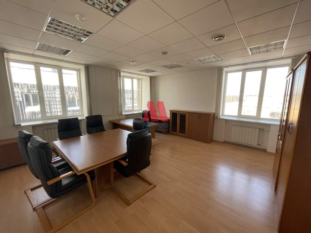 Сдам в аренду офис 60 м.кв.