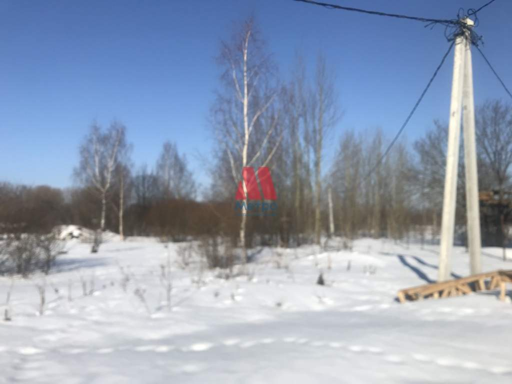 Продам земельный участок 600 м.кв.