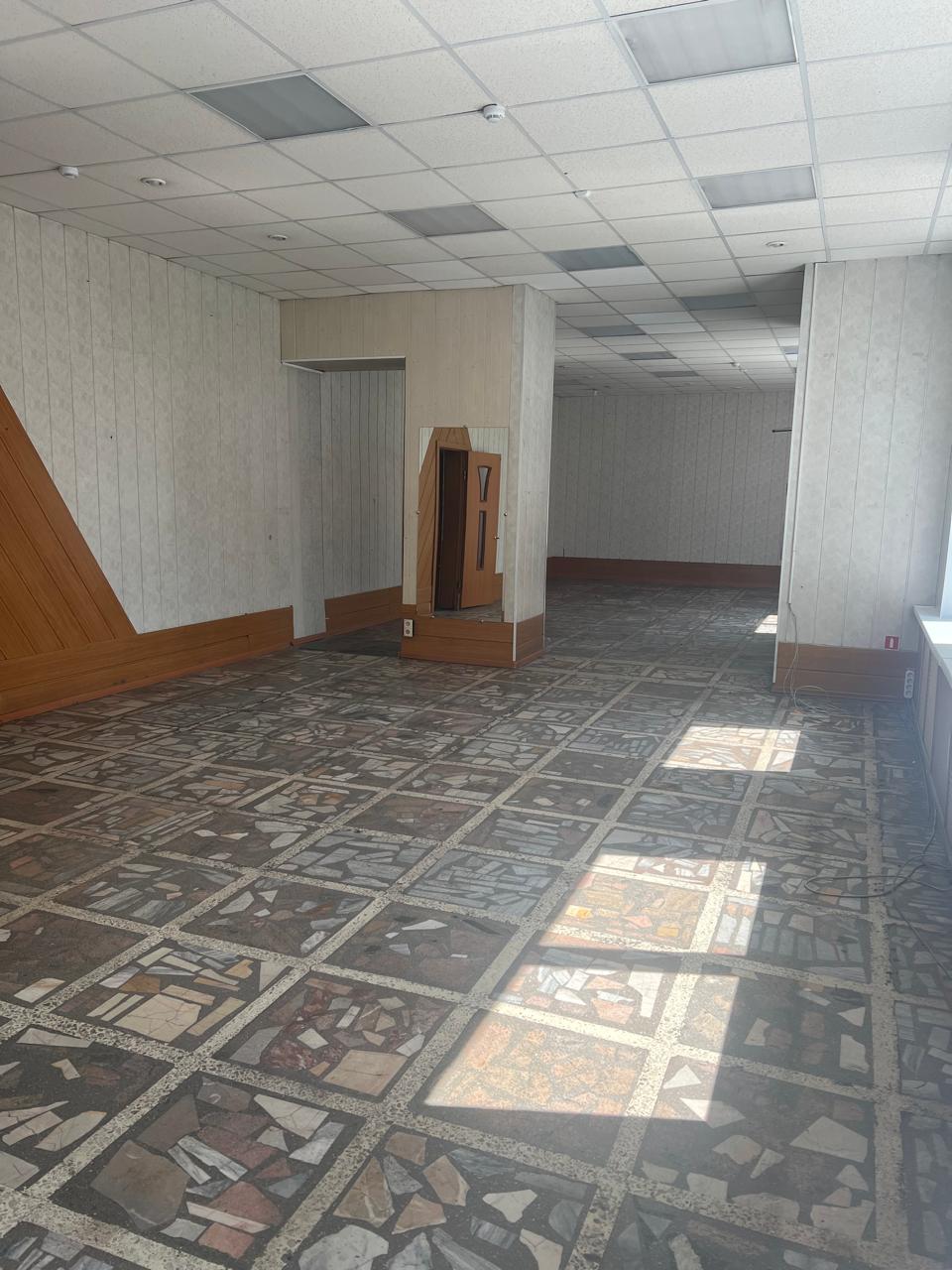 Торговая площадь в аренду в Прокопьевске, Гагарина проспект, 18 фото №4