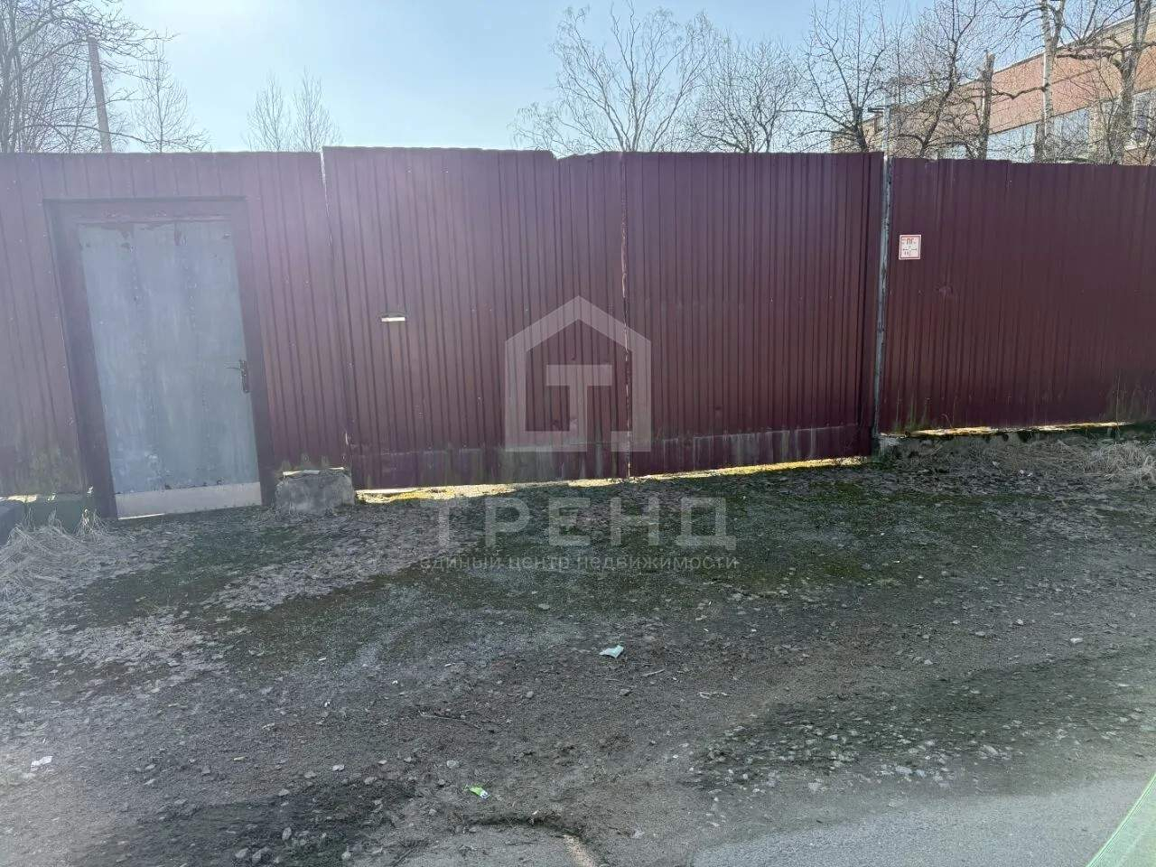 Продам земельный участок 2030 м.кв.