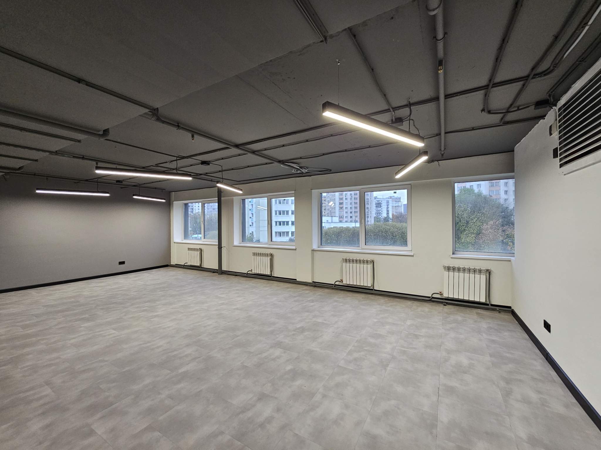 Сдам в аренду помещение свободного назначения 412.1 м.кв.