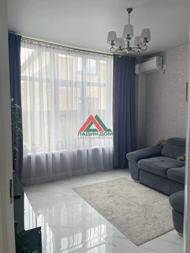 Коттедж на продажу в Краснодаре, им. Писателя Василенко Г.И. улица, 21/1 фото №2