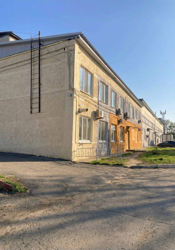 Продам торговое помещение 11073.1 м.кв.