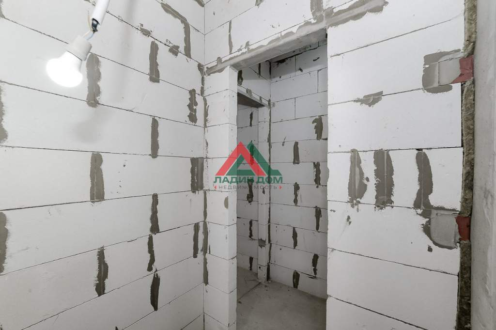 Продам помещение свободного назначения 32.3 м.кв.