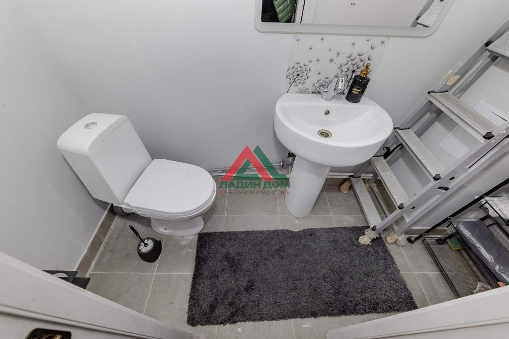 Сдам в аренду магазин 48.3 м.кв.