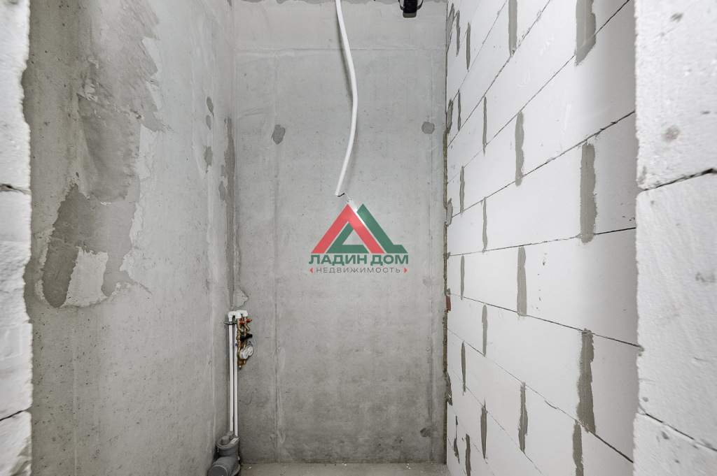 Продам помещение свободного назначения 32.3 м.кв.