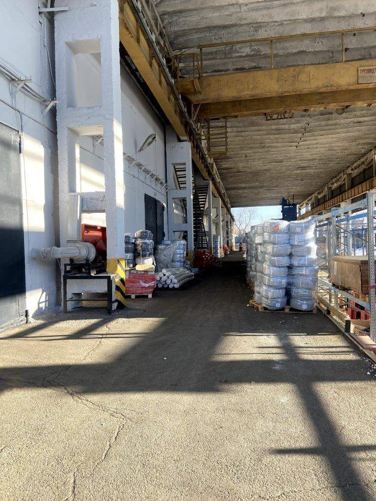 Продам торговое помещение 11073.1 м.кв.