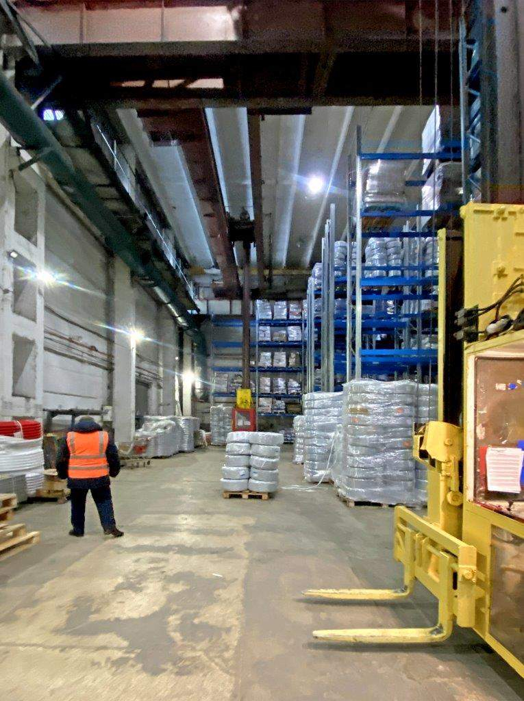 Продам торговое помещение 11073.1 м.кв.