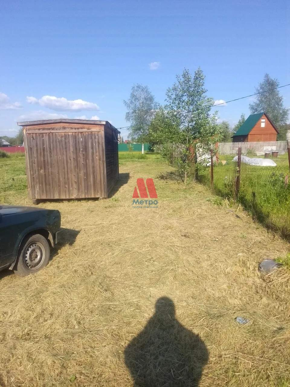 Продам земельный участок 1100 м.кв.