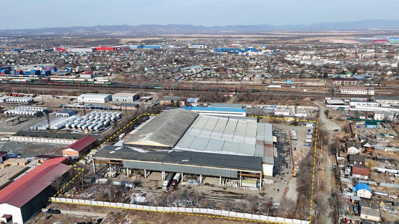 Продам торговое помещение 11073.1 м.кв.