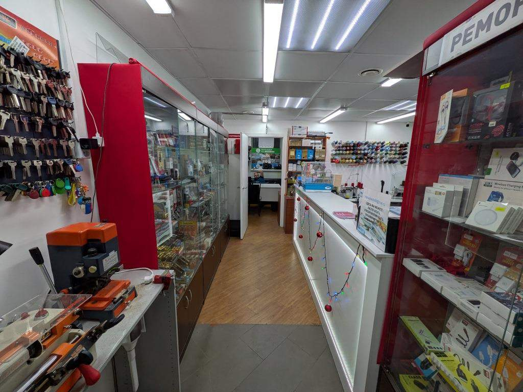 Продам офис 829.3 м.кв.