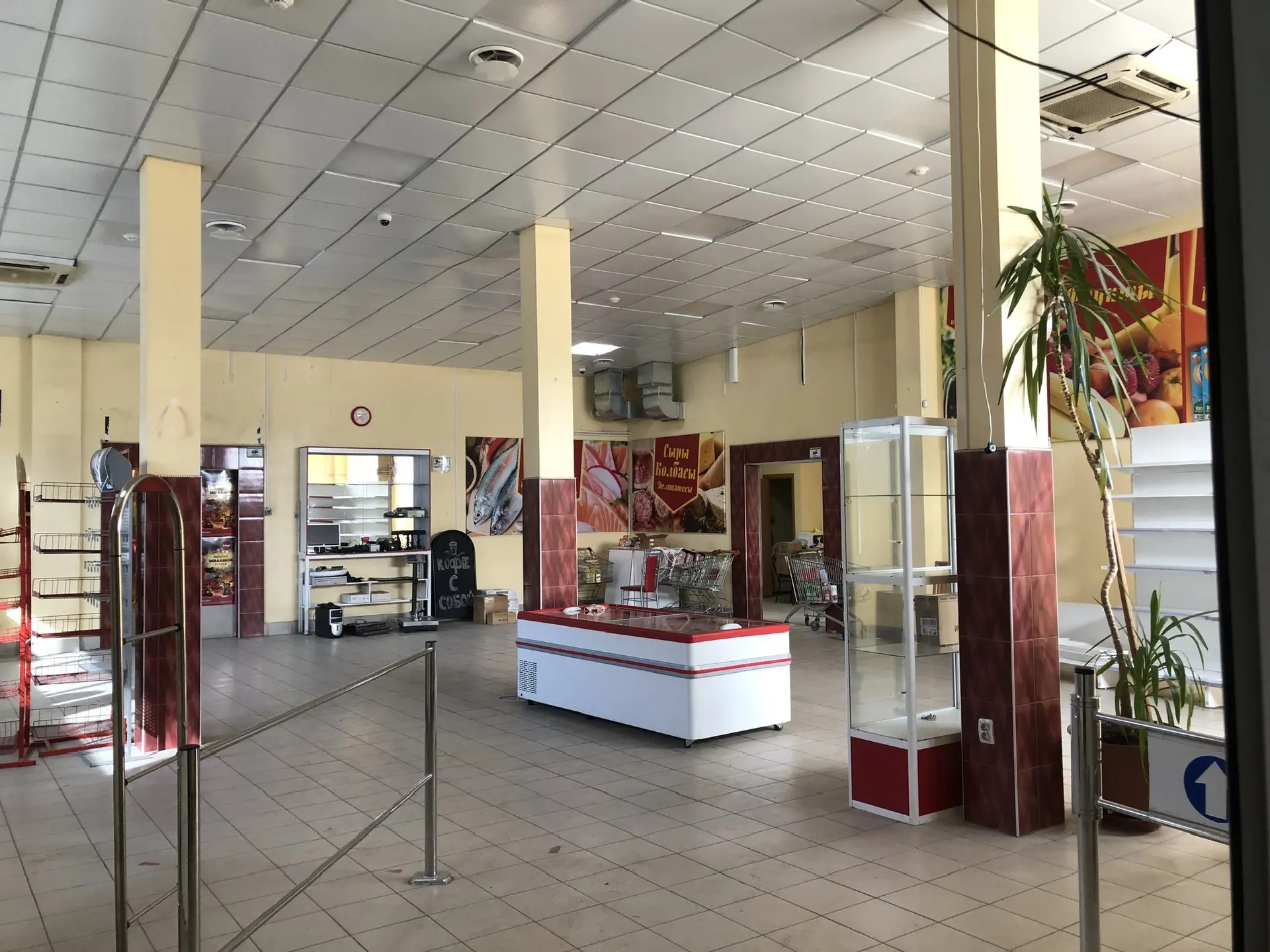 Продам помещение свободного назначения 392 м.кв.