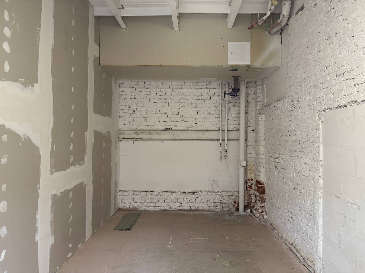 Продам помещение свободного назначения 17.2 м.кв.