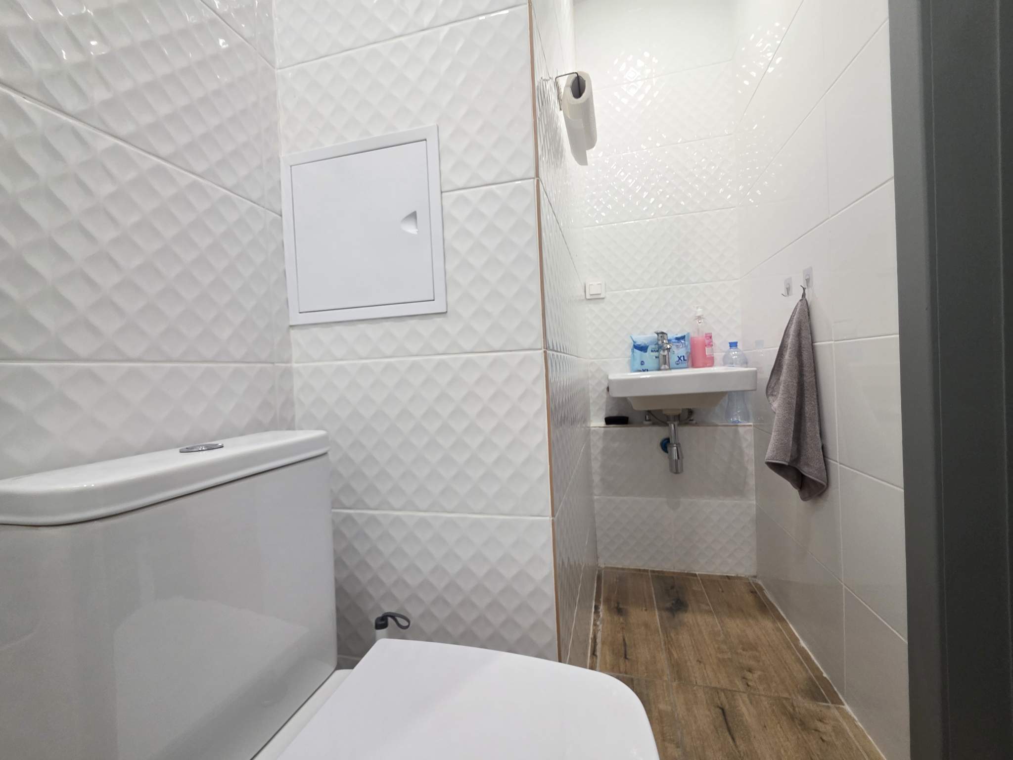 Сдам в аренду помещение свободного назначения 14.1 м.кв.