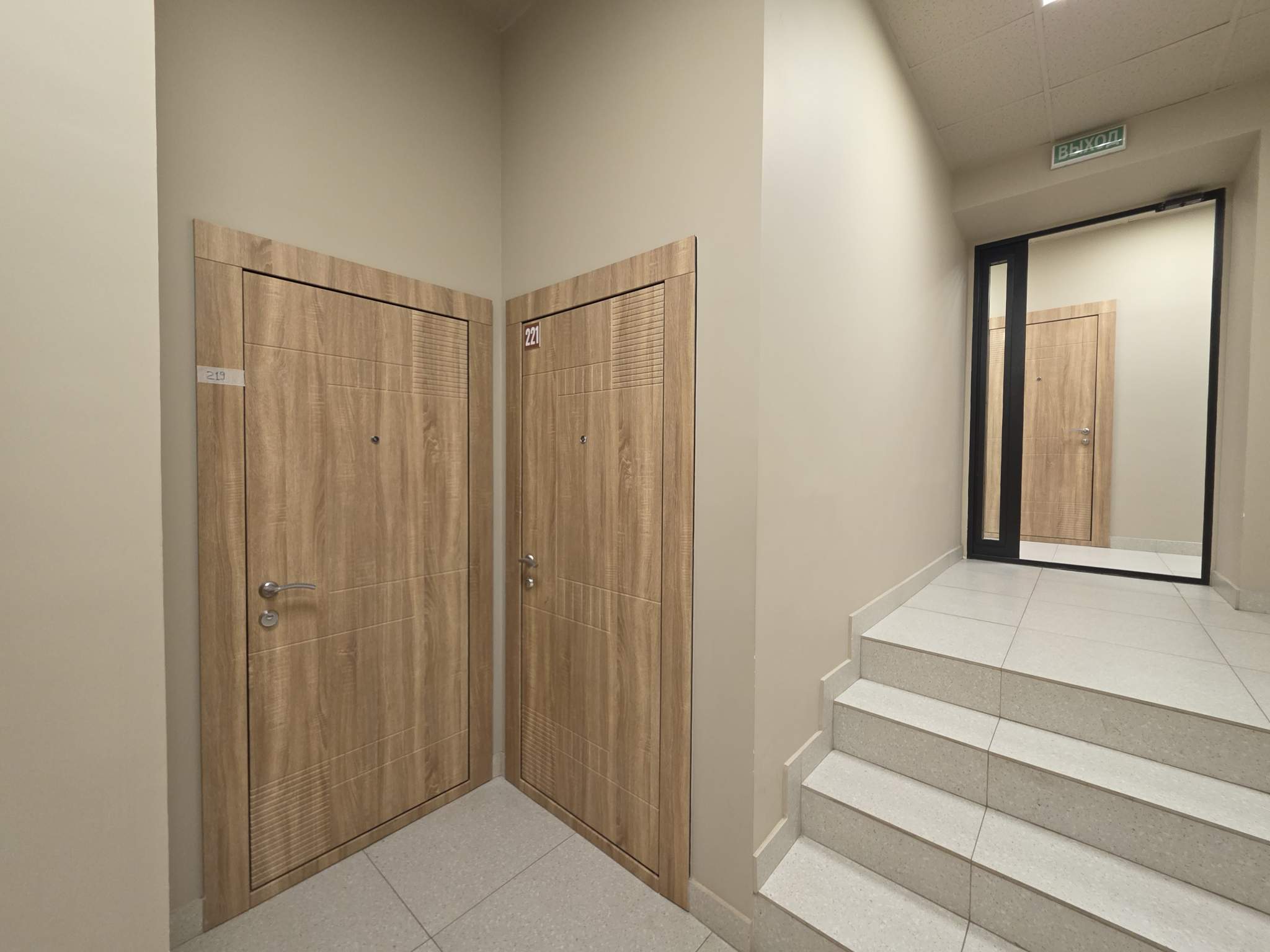 Сдам в аренду помещение свободного назначения 14.1 м.кв.