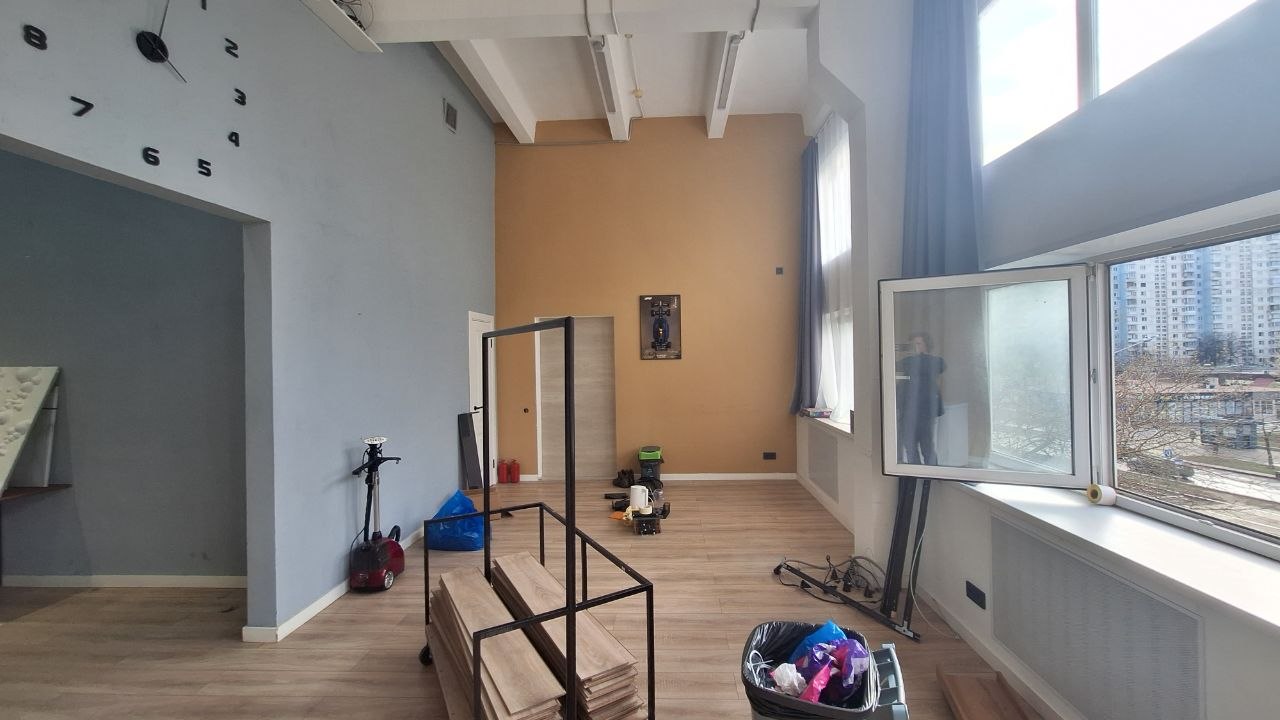 Сдам в аренду офис 88.2 м.кв.