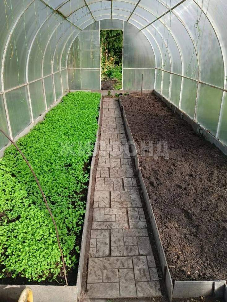 Продам земельный участок 900 м.кв.