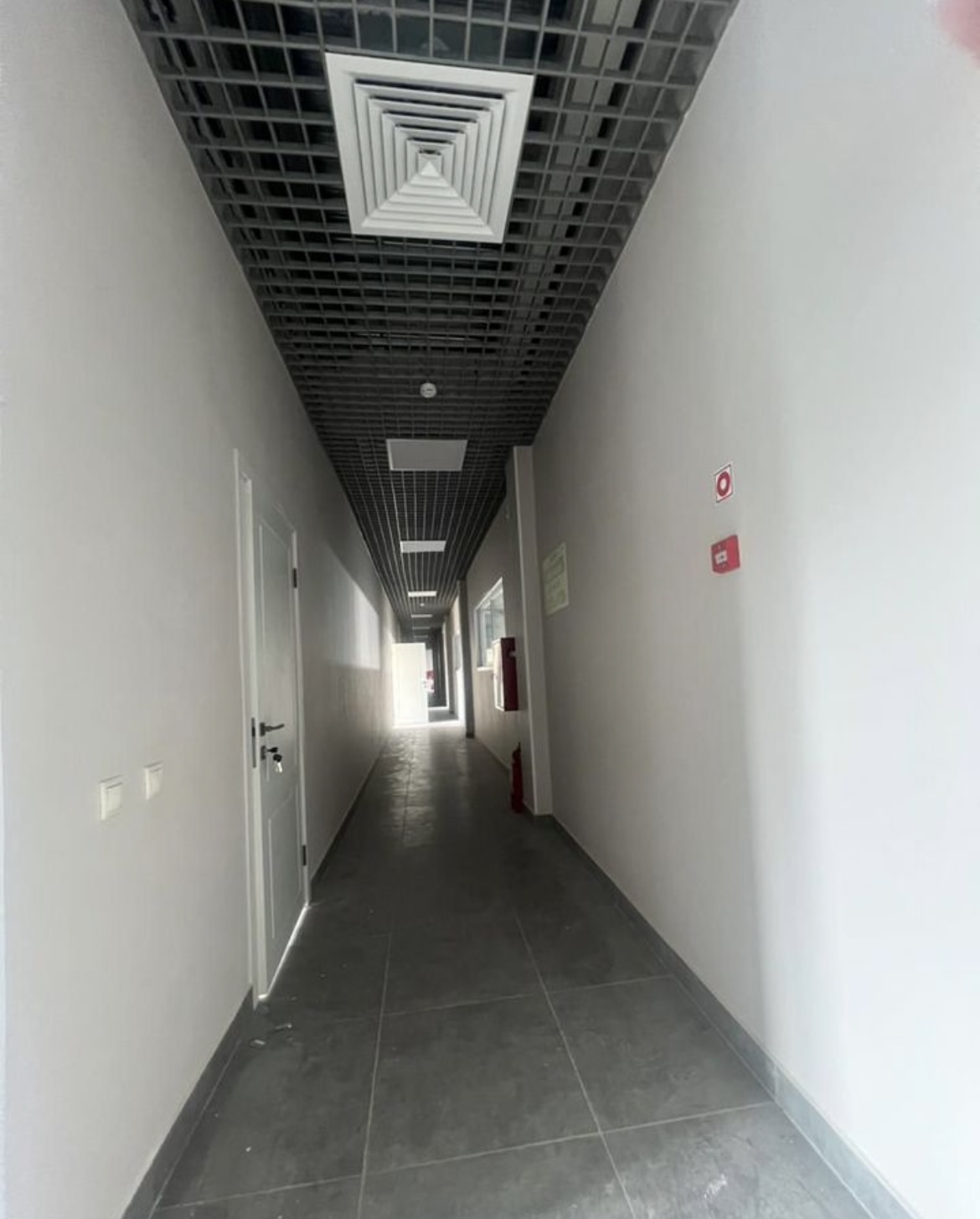 Сдам в аренду склад 1454 м.кв.