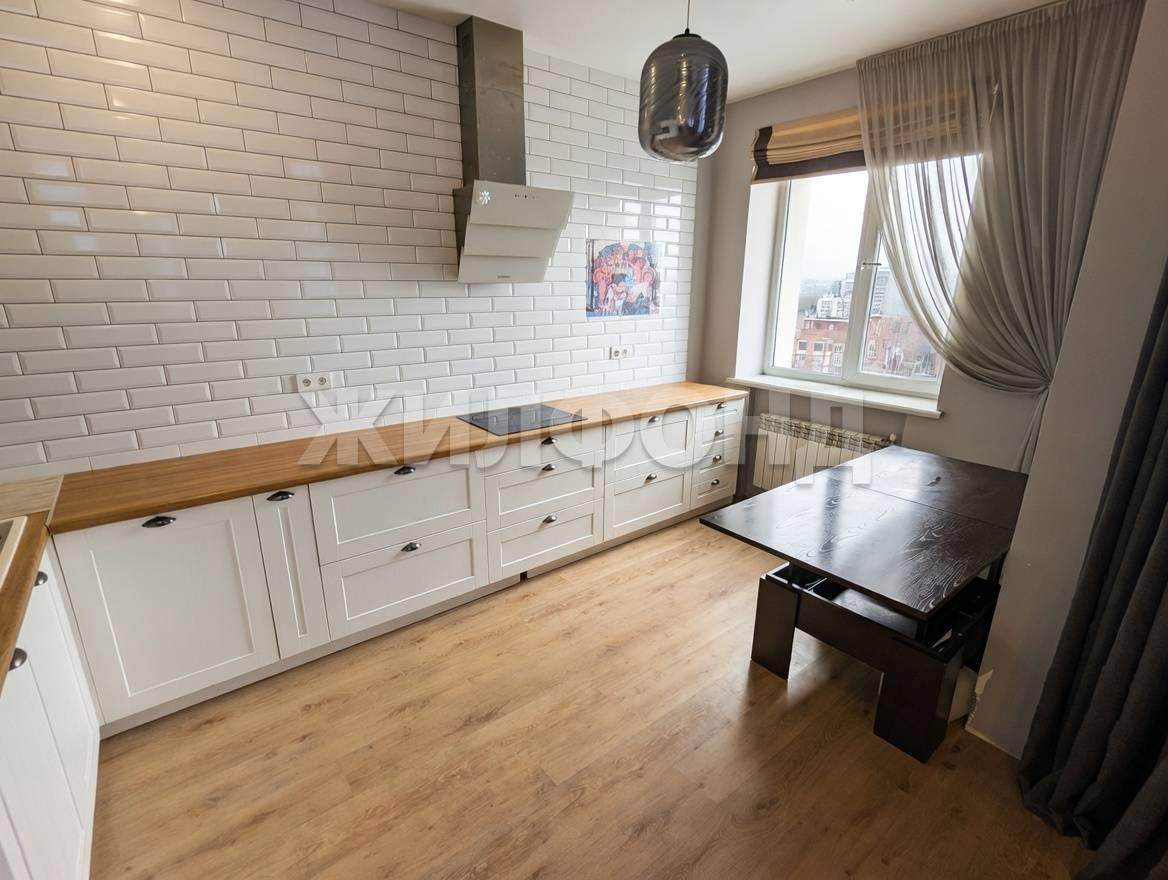 Квартира на продажу в Томске, Сибирская улица, 9а фото №1