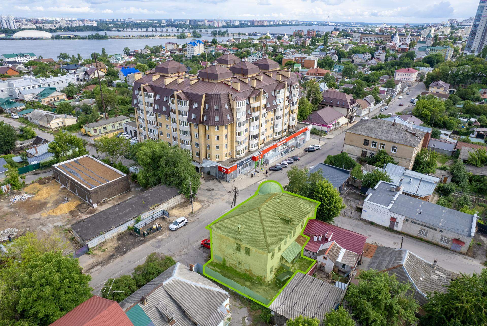 Продам торговое помещение 352.5 м.кв.