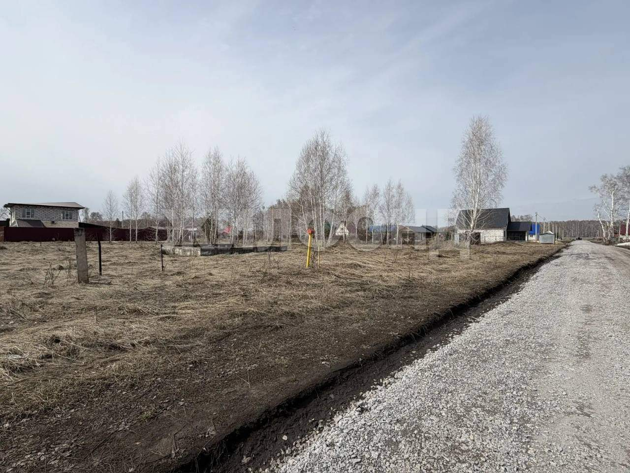 Продам земельный участок 1000 м.кв.