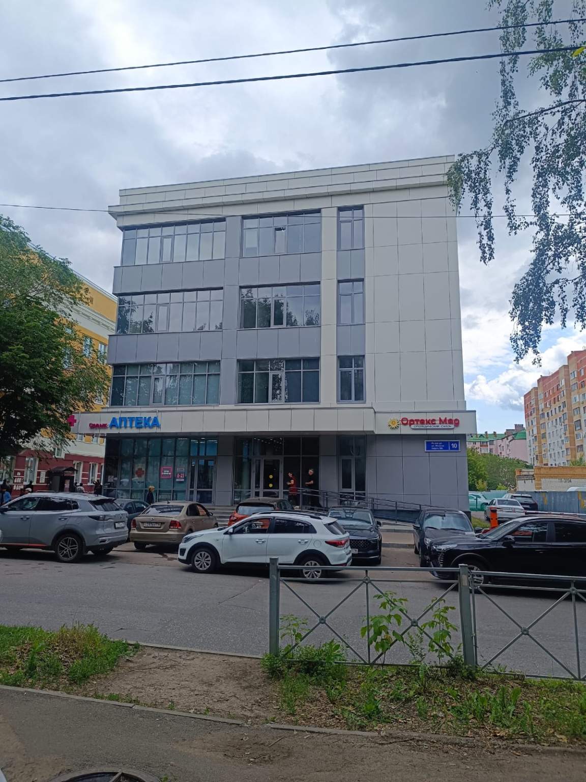 Помещение свободного назначения в аренду в Казане, Исаева улица, 10