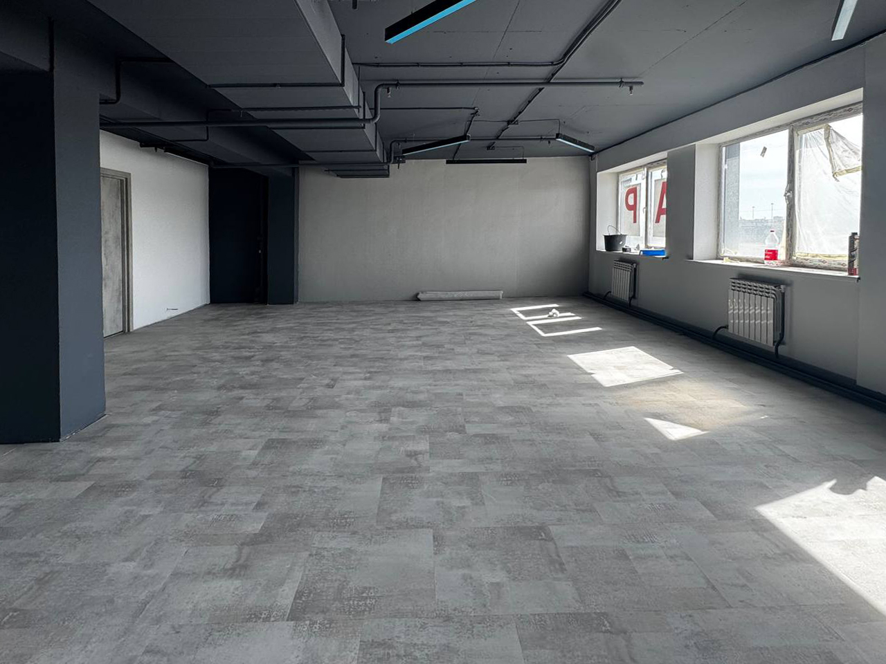 Продам помещение свободного назначения 914.4 м.кв.