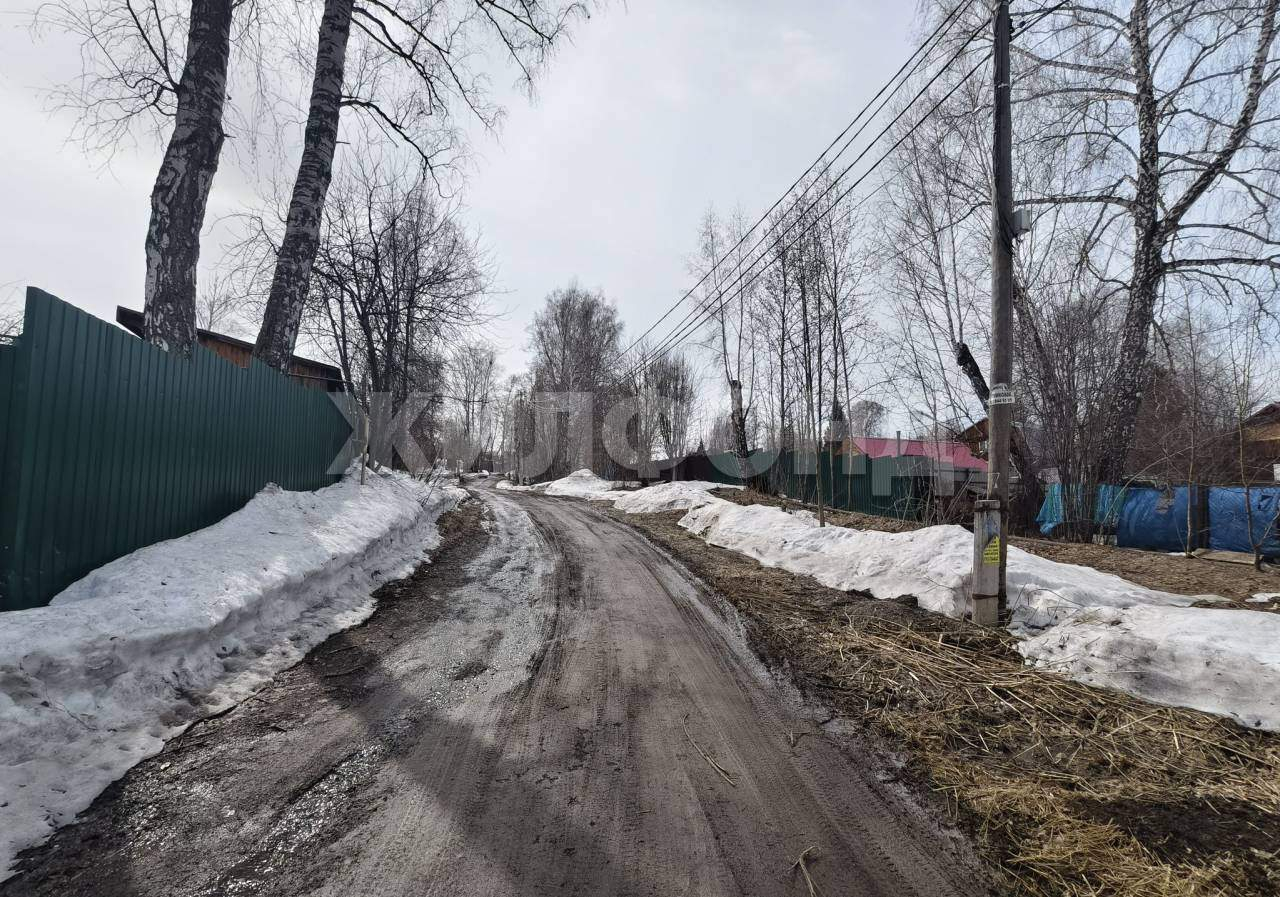 Продам земельный участок 530 м.кв.