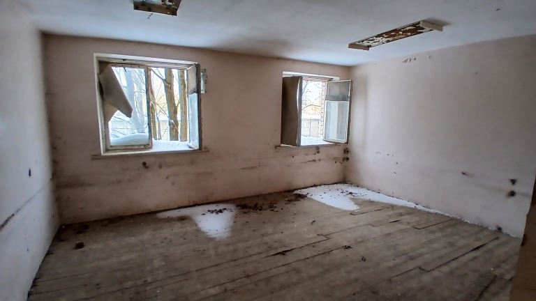 Продам торговое помещение 1096.8 м.кв.