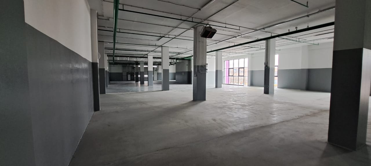 Сдам в аренду помещение свободного назначения 13030.1 м.кв.