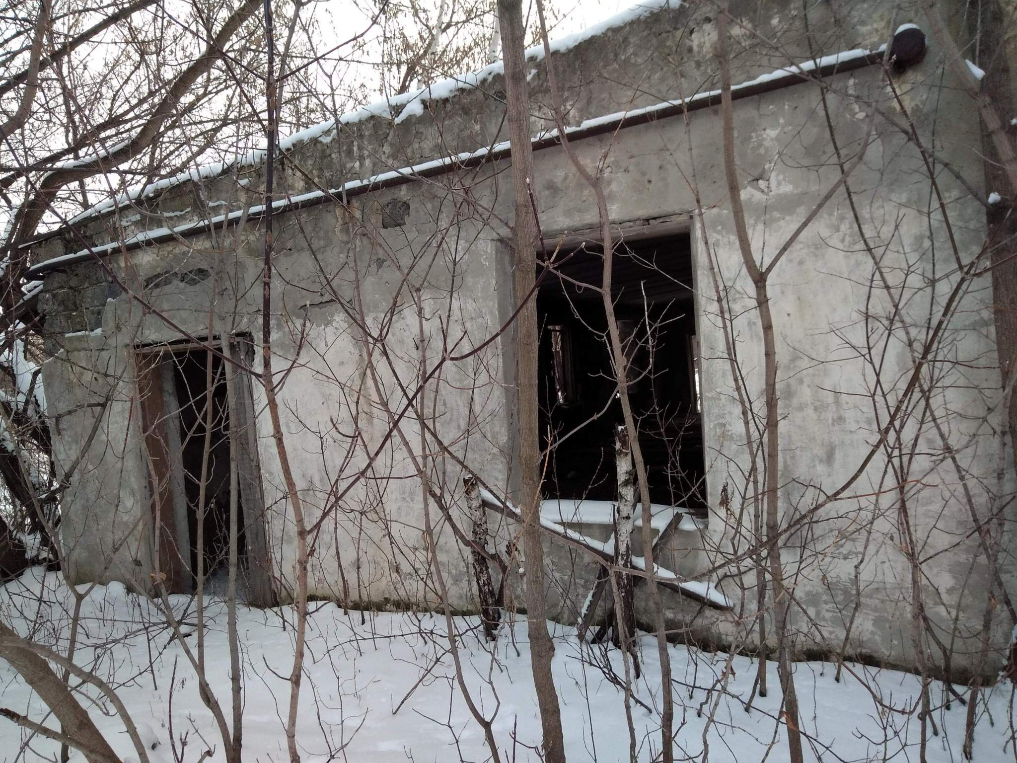 Продам торговое помещение 1350.6 м.кв.