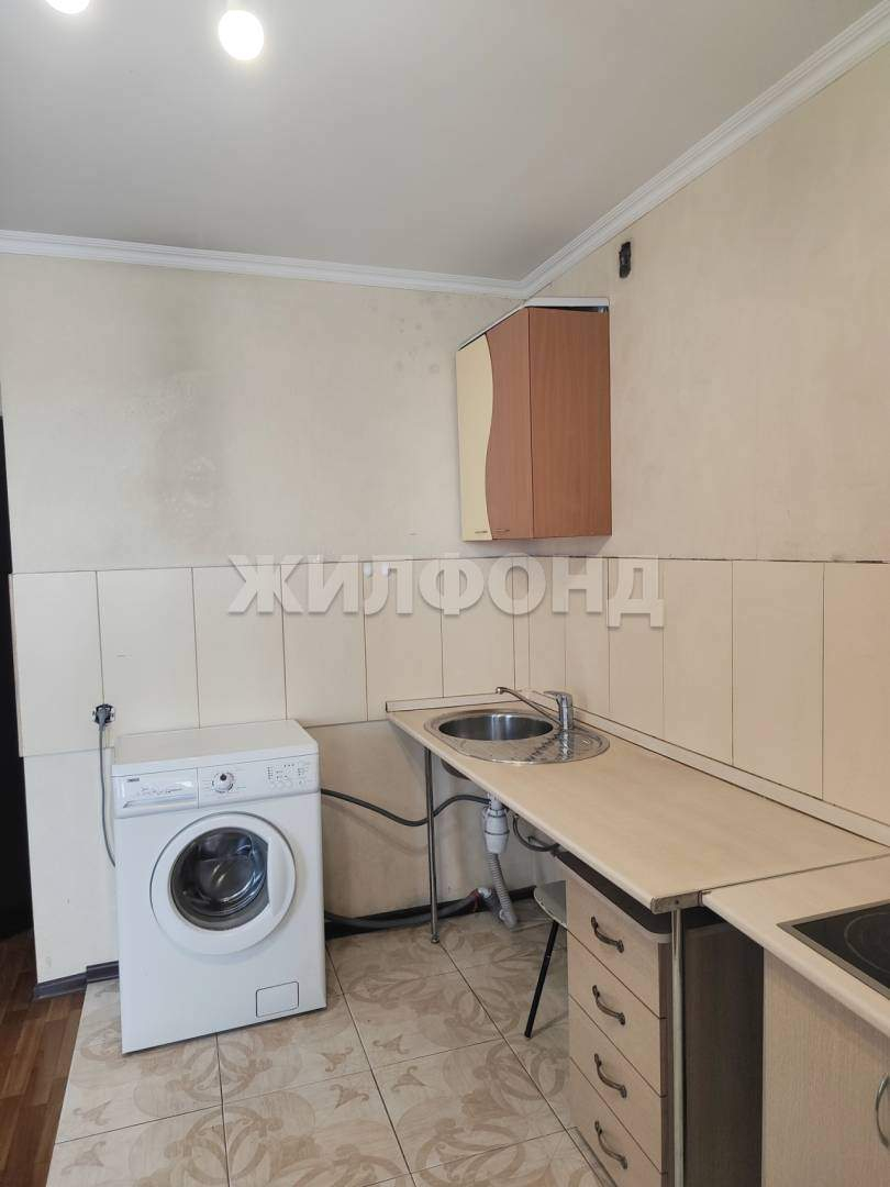 Квартира на продажу в Красноярске, Караульная улица, 38 фото №4
