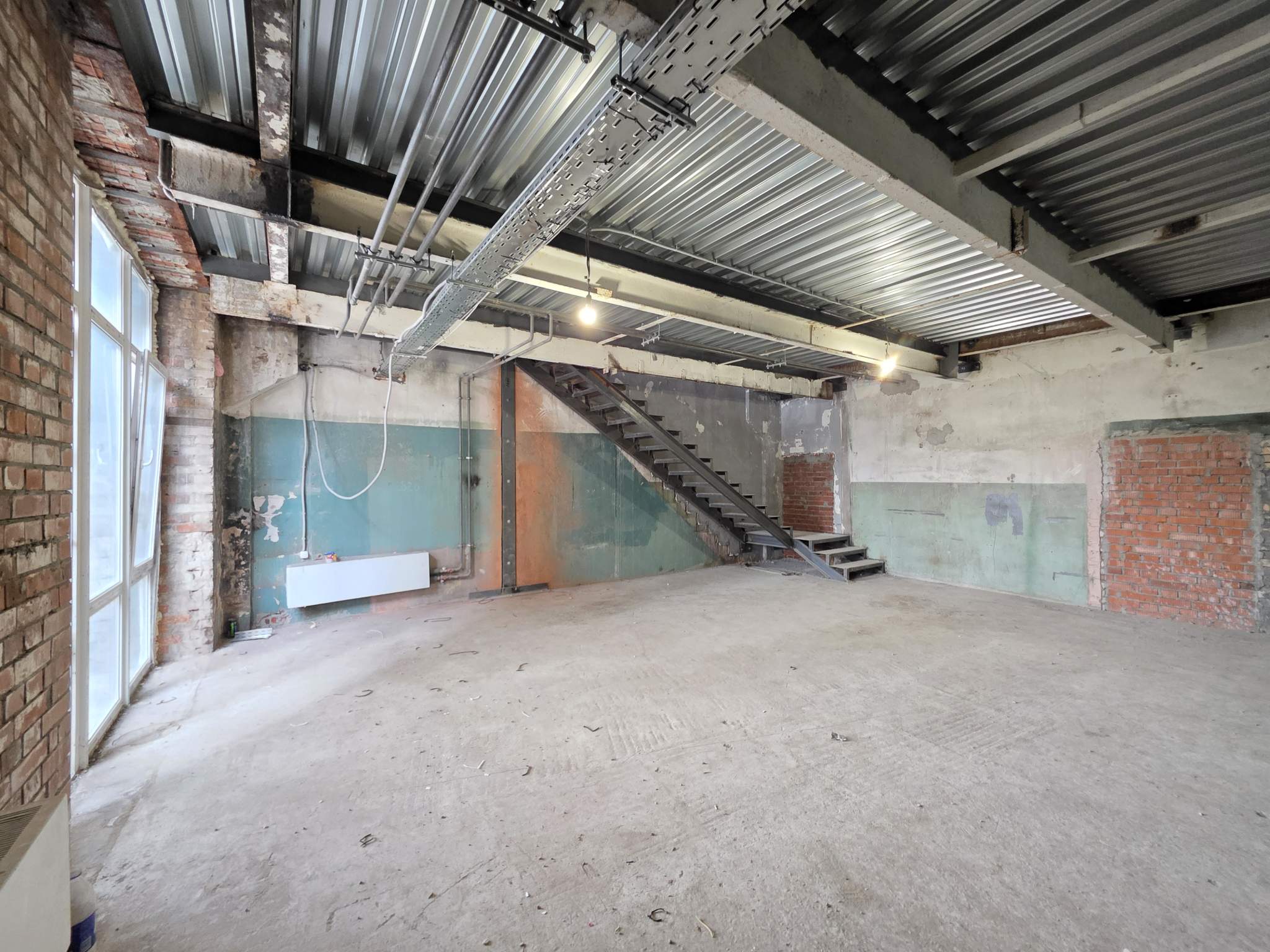 Сдам в аренду помещение свободного назначения 124.4 м.кв.