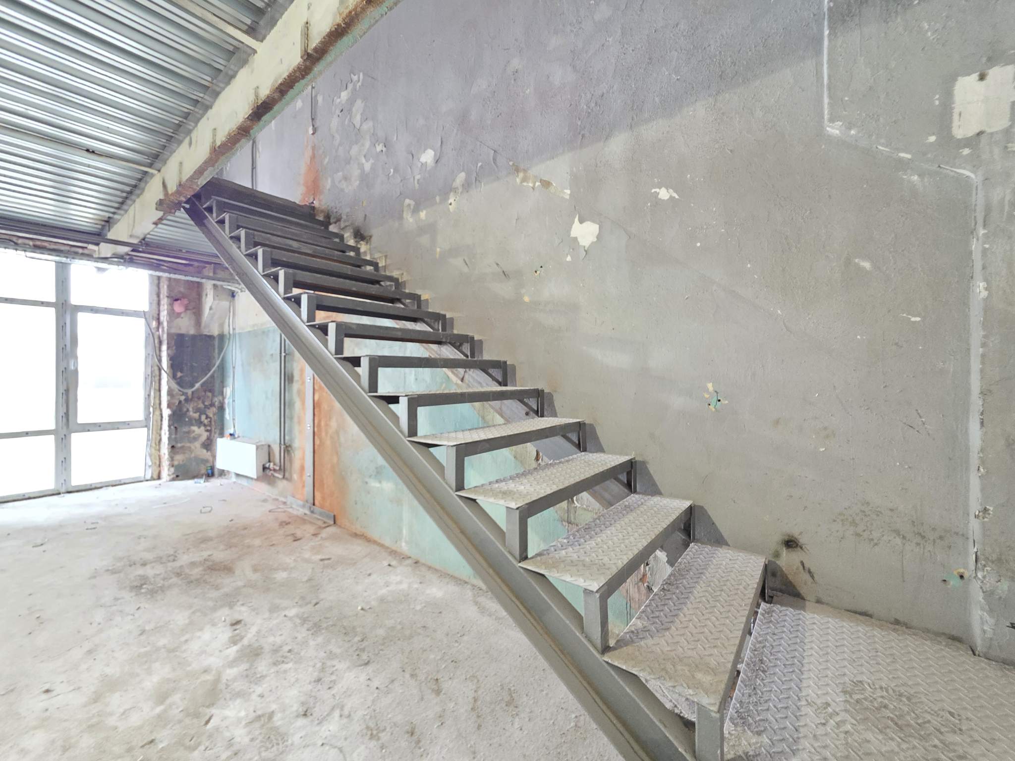 Сдам в аренду помещение свободного назначения 124.4 м.кв.