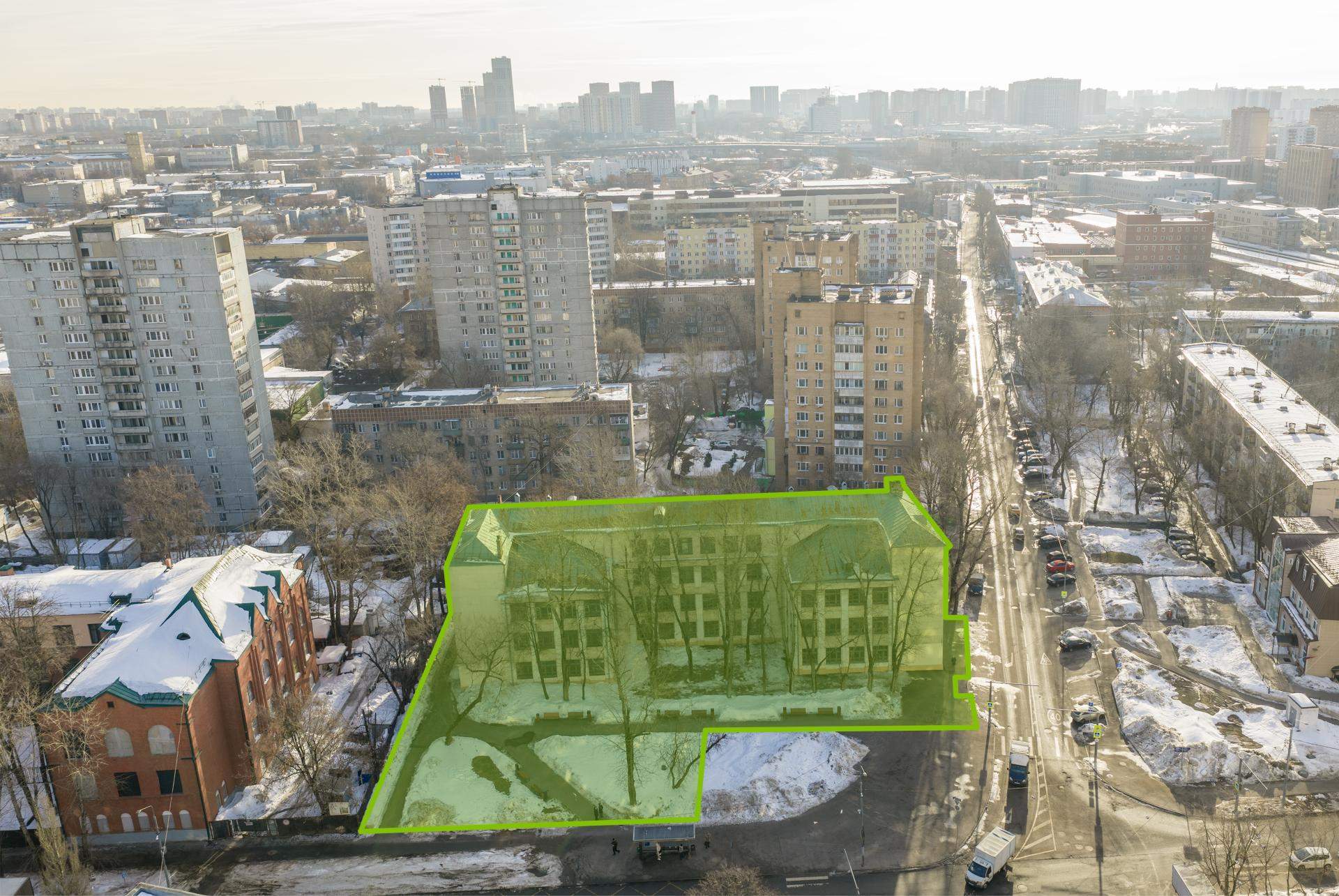 Продам торговое помещение 3584.6 м.кв.
