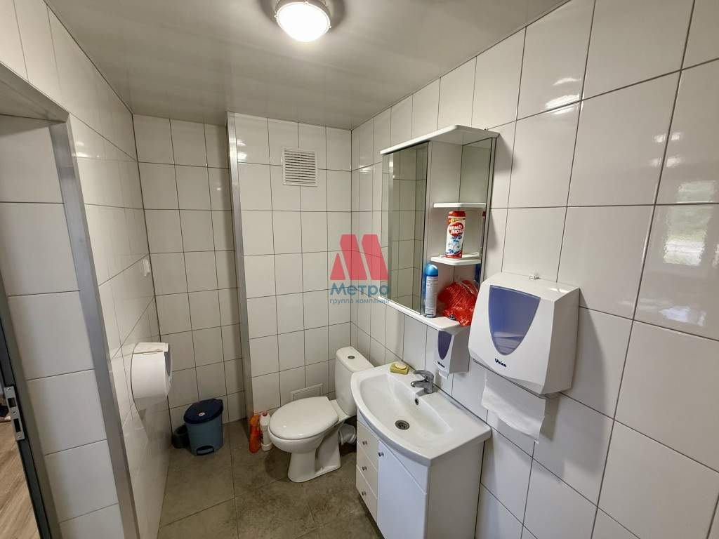 Сдам в аренду производственное помещение 200 м.кв.
