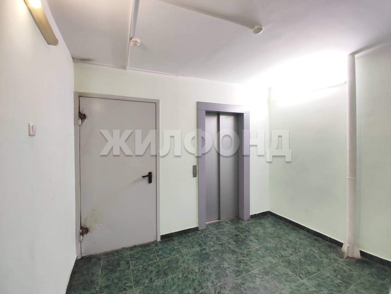 Квартира на продажу в Красноярске, Караульная улица, 38 фото №13