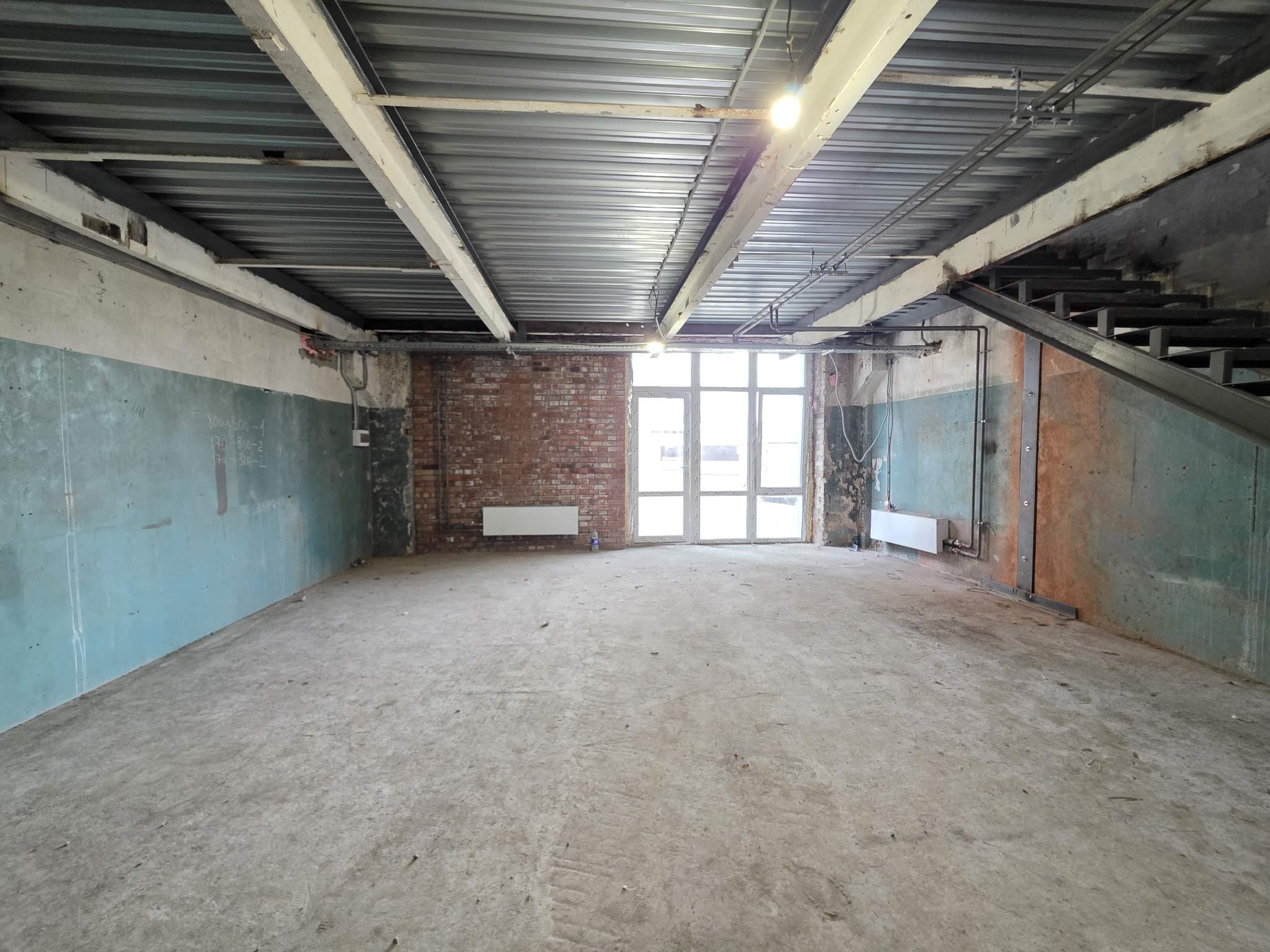 Сдам в аренду помещение свободного назначения 124.4 м.кв.