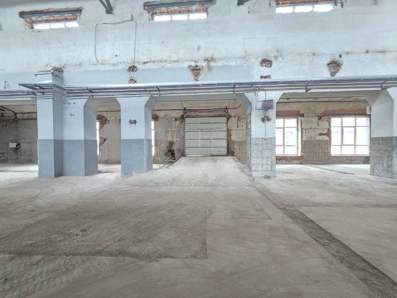 Продам помещение свободного назначения 688.2 м.кв.