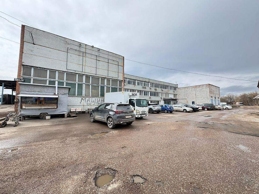 Продам склад 2417.7 м.кв.