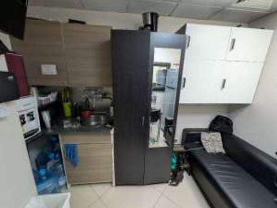 Продам магазин 110.4 м.кв.