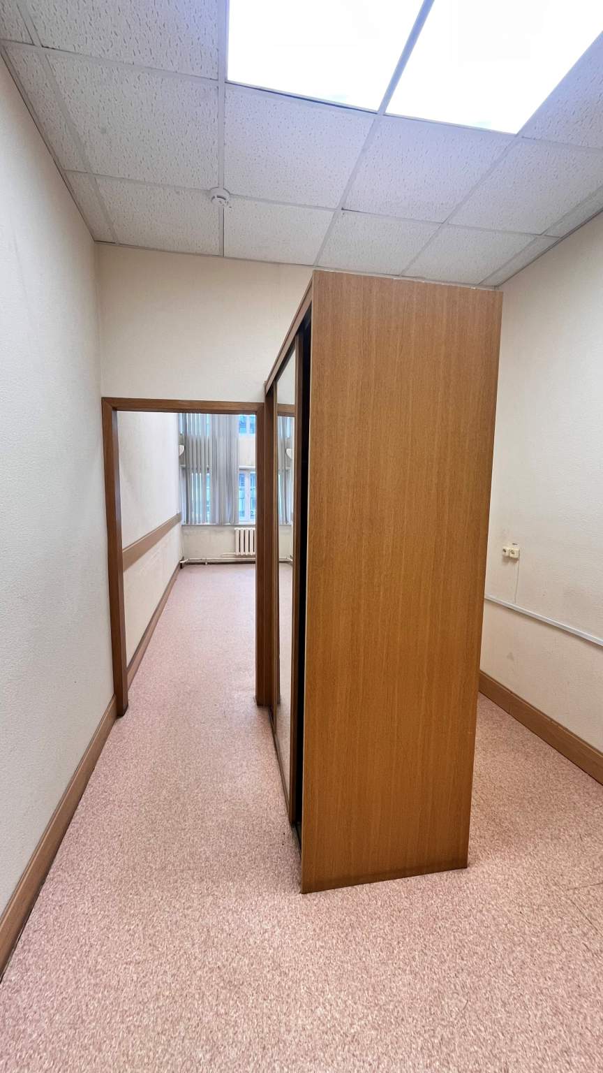 Сдам в аренду офис 27.2 м.кв.