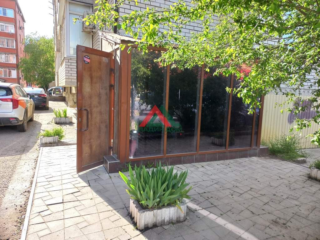 Продам офис 76.7 м.кв.